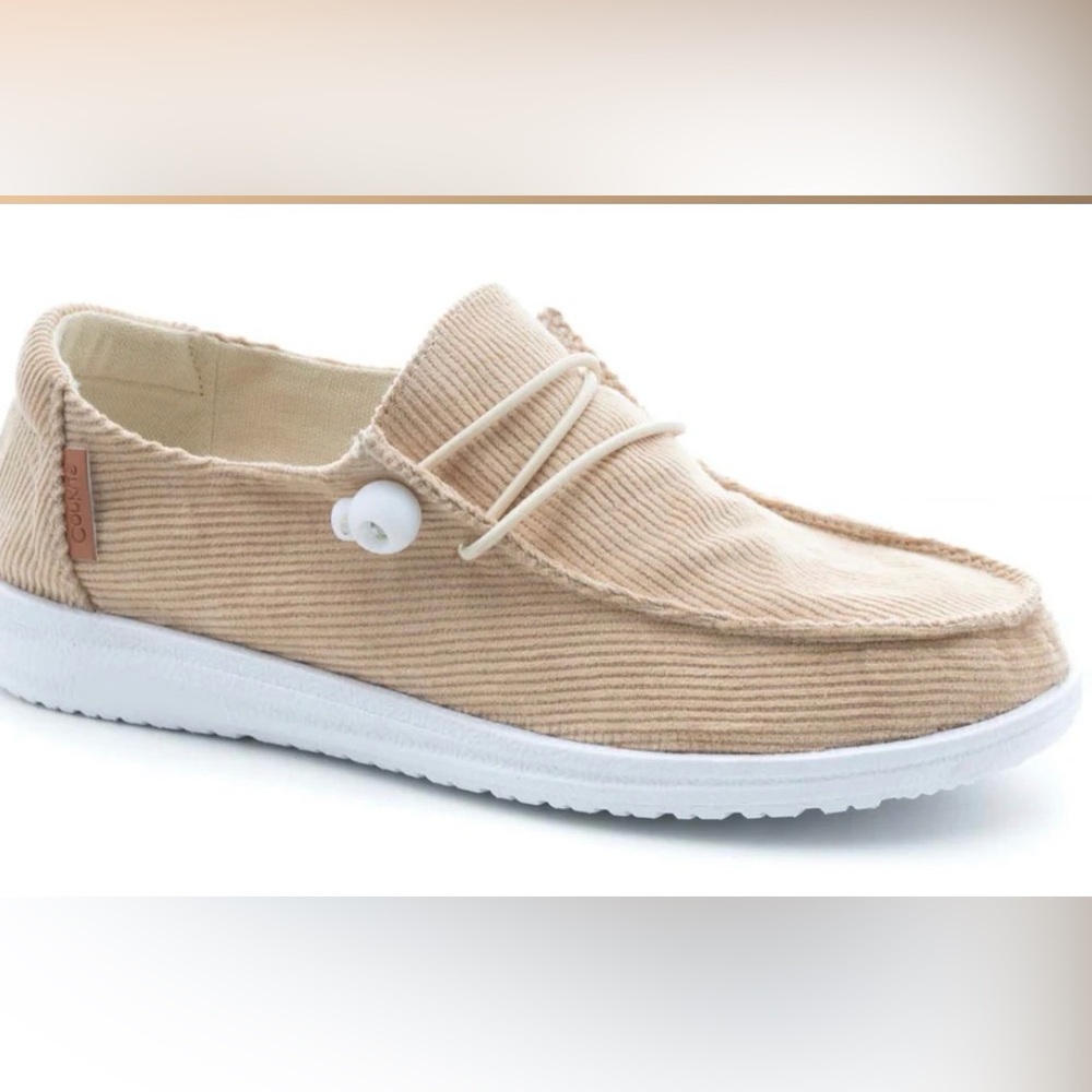 Tan Corduroy Corky’s- Size 8